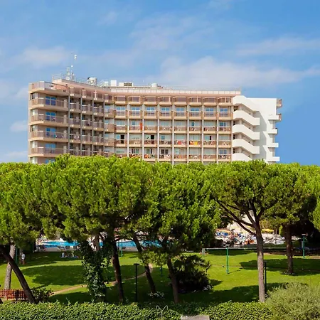 贝弗利公园酒店及水疗中心 酒店 4*