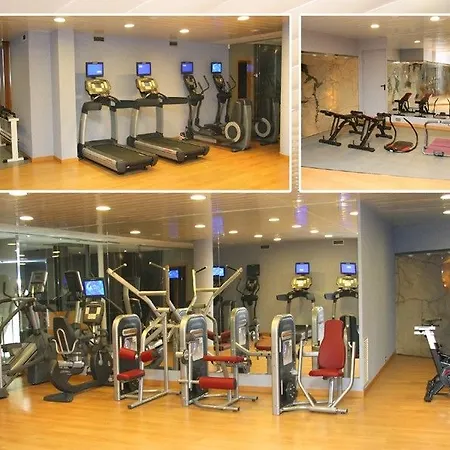 贝弗利公园酒店及水疗中心 4*