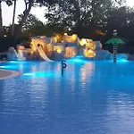 Beverly Park & 4* بلانيس