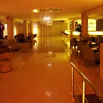 Beverly Park & فندق 4*