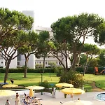 Beverly Park &