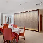 Beverly Park & بلانيس