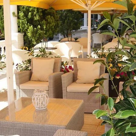 Beverly Park & Hotel Blanes
