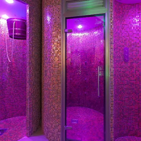 Beverly Park & Hotel