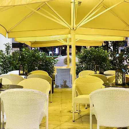 Beverly Park & Blanes