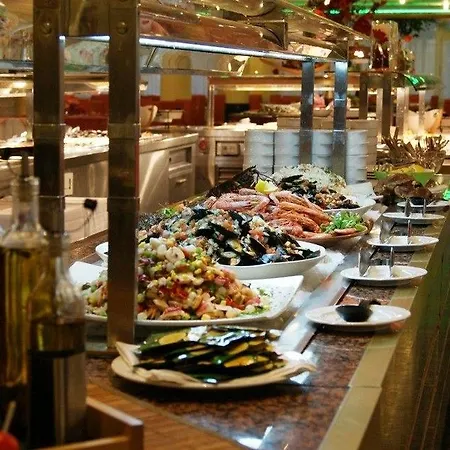 Beverly Park & 4* Blanes