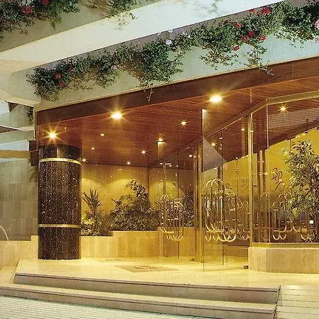 Beverly Park & Blanes