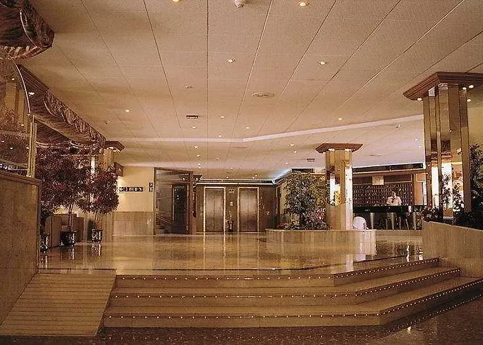 Beverly Park & 4*