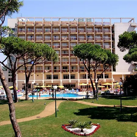 Beverly Park & Szálloda Blanes