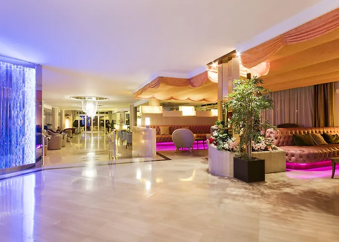 Beverly Park & Hotell